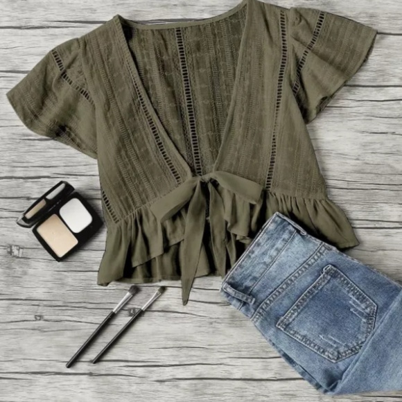 Tops - NEW!! V Neck Tie Top